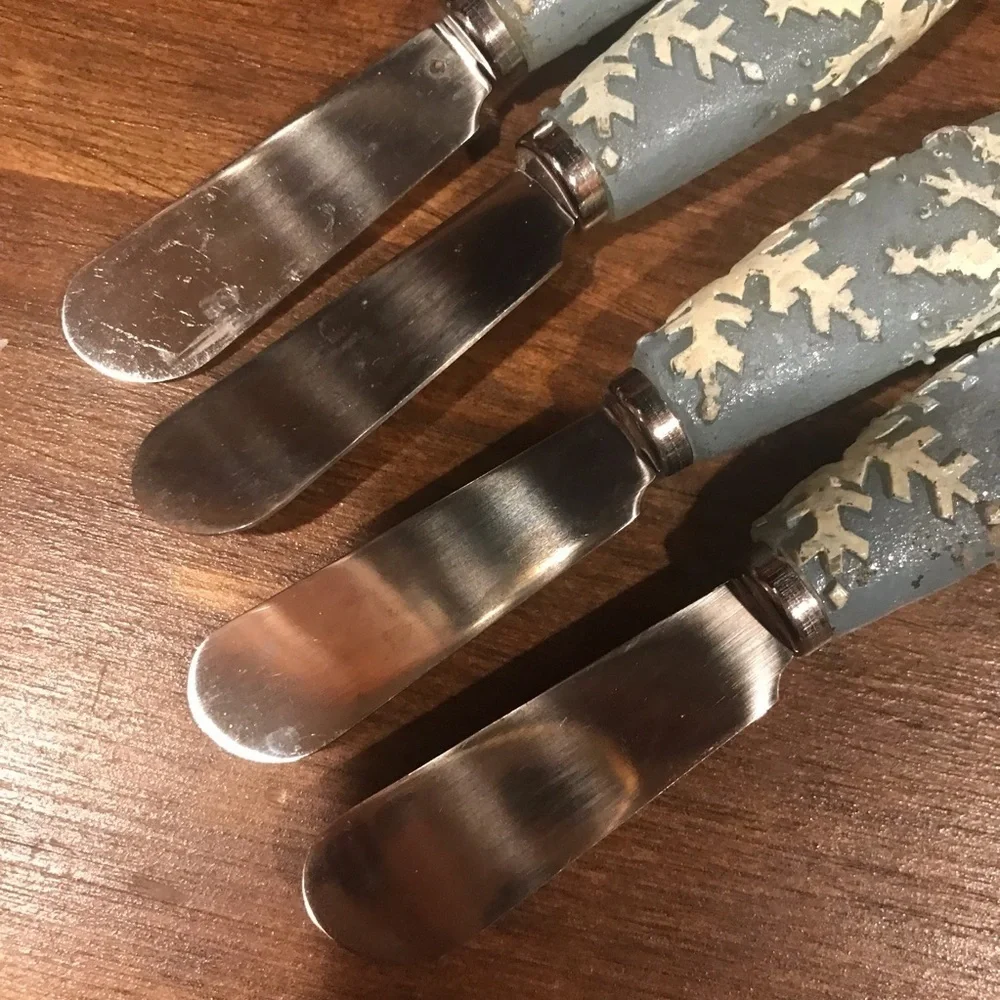 ❄️VINTAGE Snowflake Cheese Spreaders